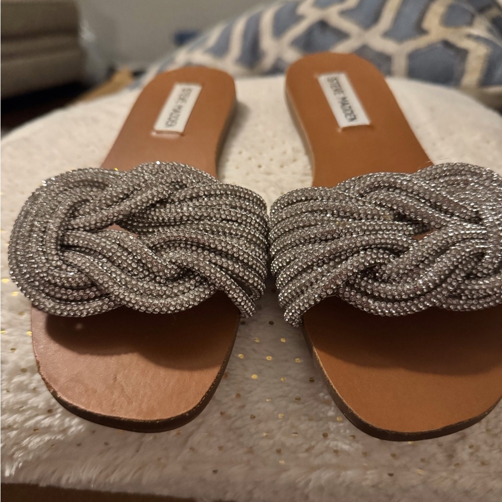 Steve Madden Silver Sandals with Intricate Knotted Design